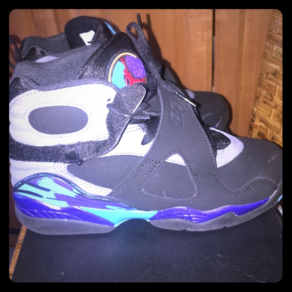Worn Once Air Jordan 8 Retro BG 305368-025 Size 6y